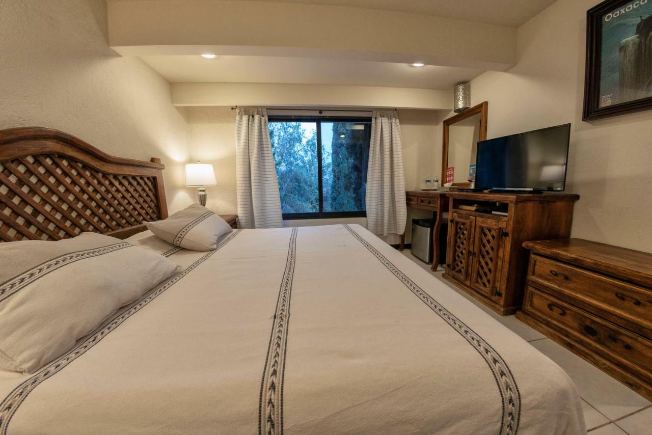 Hotel Casa Yunenisa Oaxaca Bagian luar foto