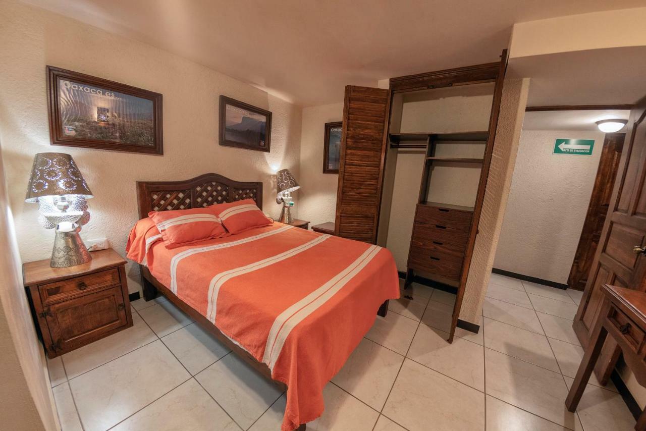 Hotel Casa Yunenisa Oaxaca Bagian luar foto