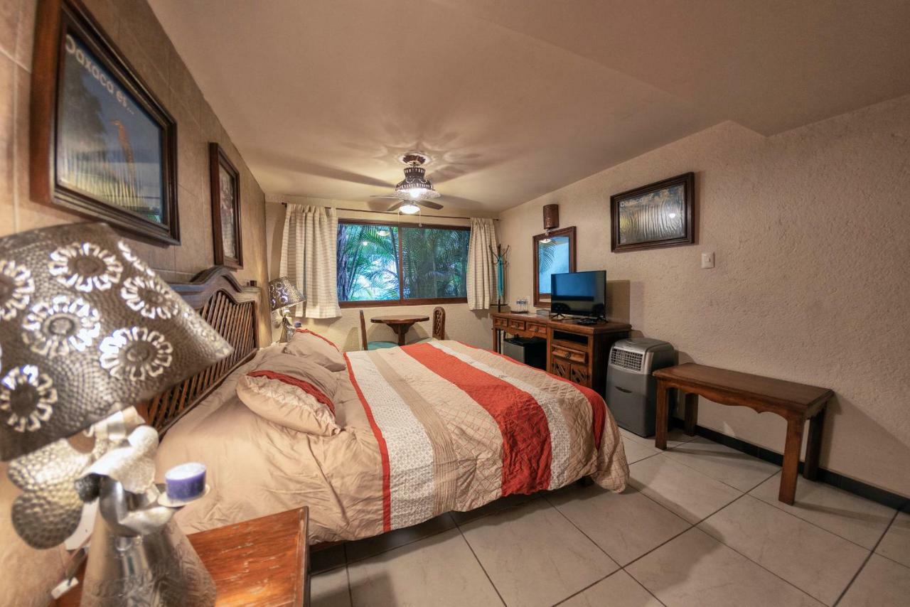 Hotel Casa Yunenisa Oaxaca Bagian luar foto