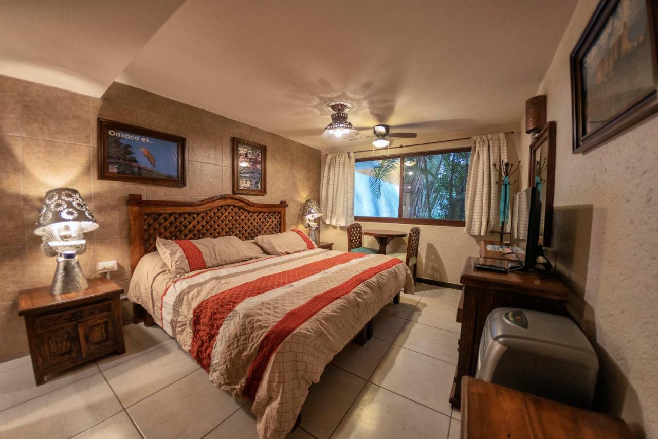 Hotel Casa Yunenisa Oaxaca Bagian luar foto